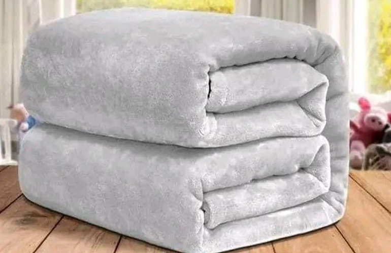 Fleece blanket supplier in Dubai